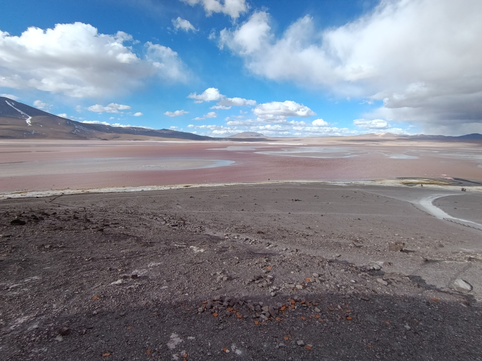 20250726_104_TourSurLipezUyuni_LagunaColorada_J2